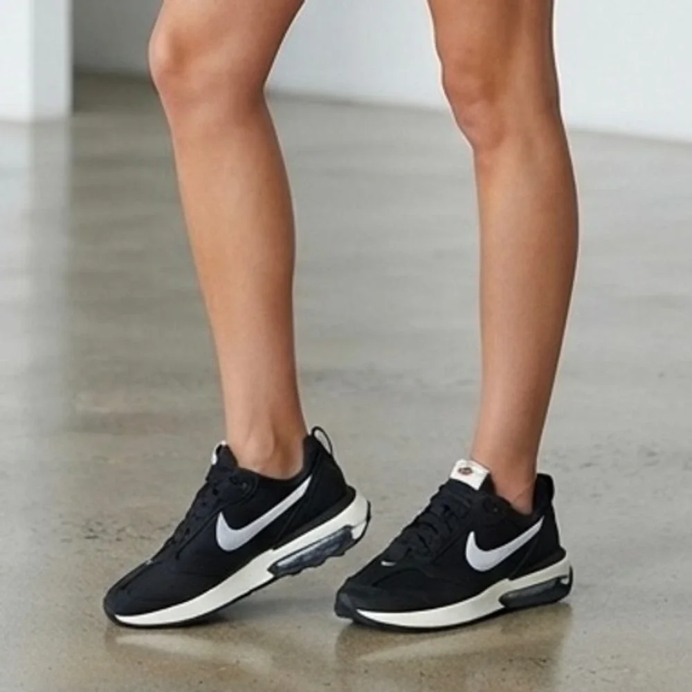 Nike Air Max Dawn Black White Womens Size 7 Mens 5.5 Shoes DC4068-001 NIB⁠